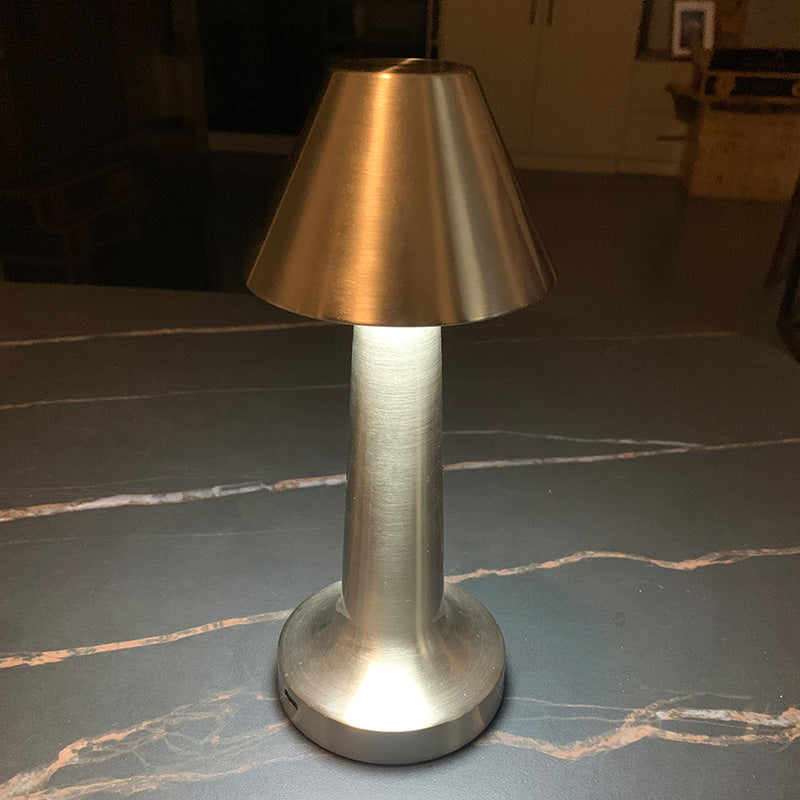 Modern Cordless Small Table Lamps Portable Restaurant/Bedroom/Bedside/Bar/Party LED Desk Lamp