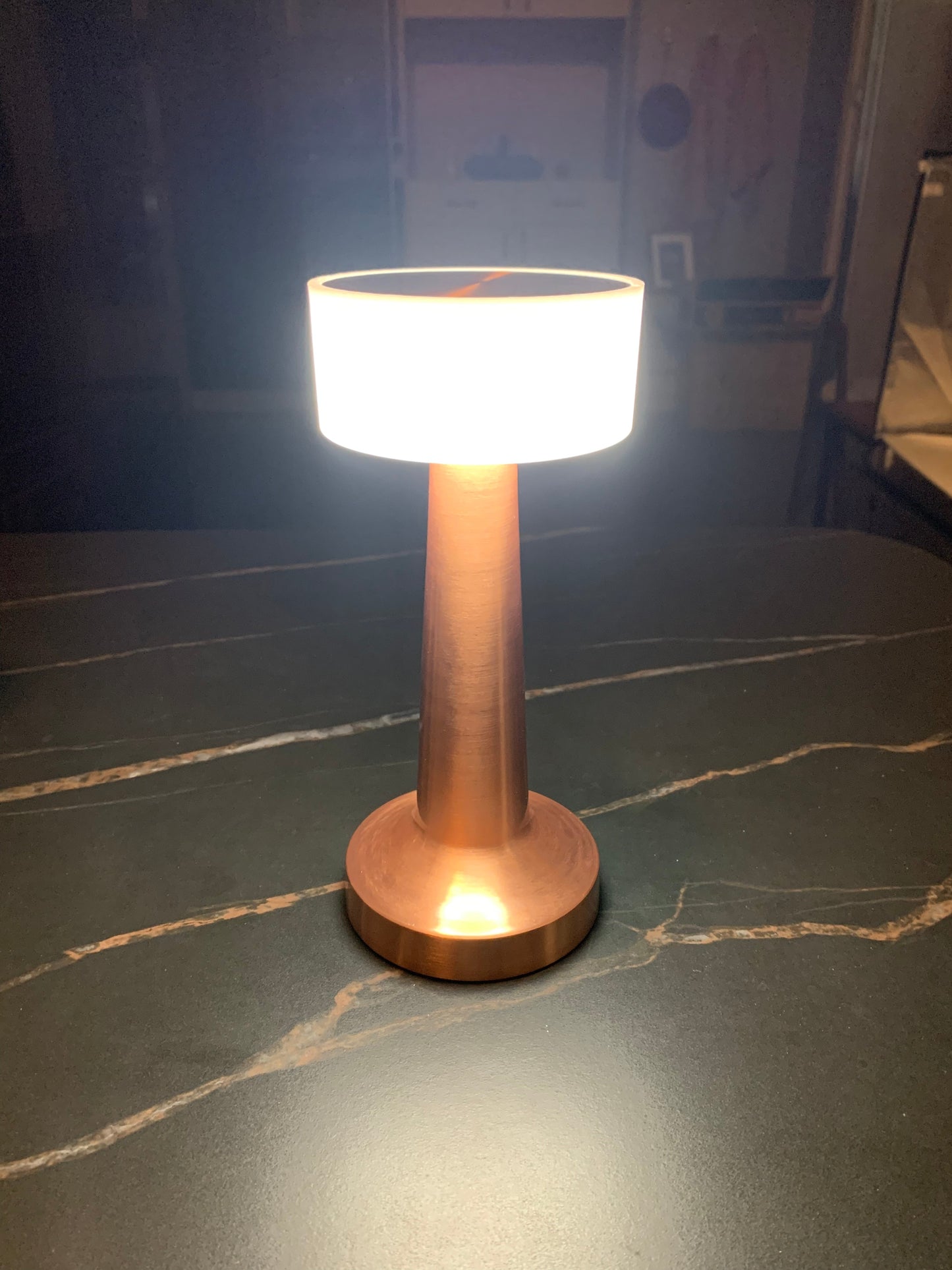 Cordless Mushroom Table Lamp Rechargeable Table Lamp Color Changing Desk Lamp with Dimmable/Timing Function, Battery Operated Lamp Table Lamps for Living Room Bedroom Restaurant Bar