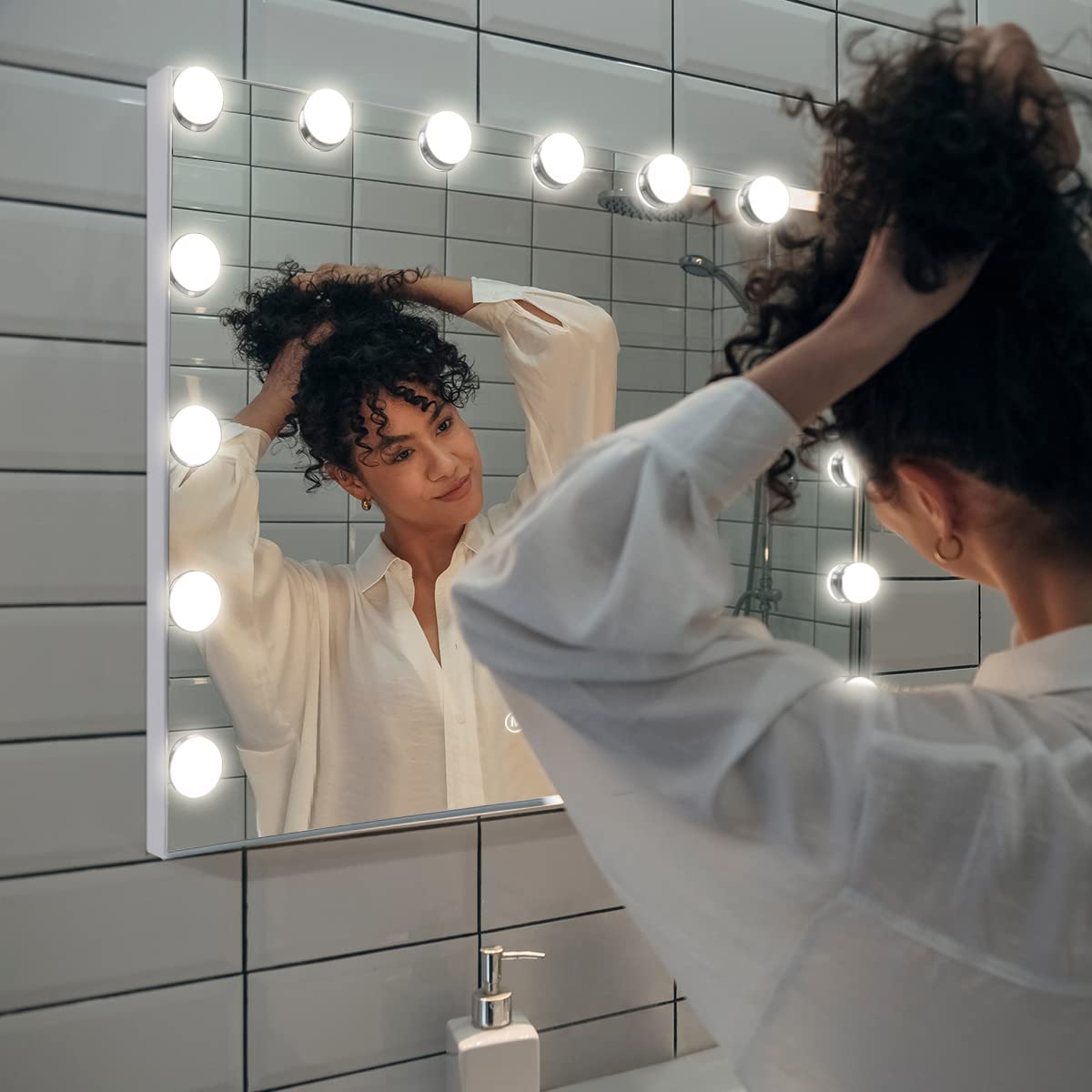 LED dimming Hollywood makeup lighting mirror, suitable for dressing room desktop wall mounted