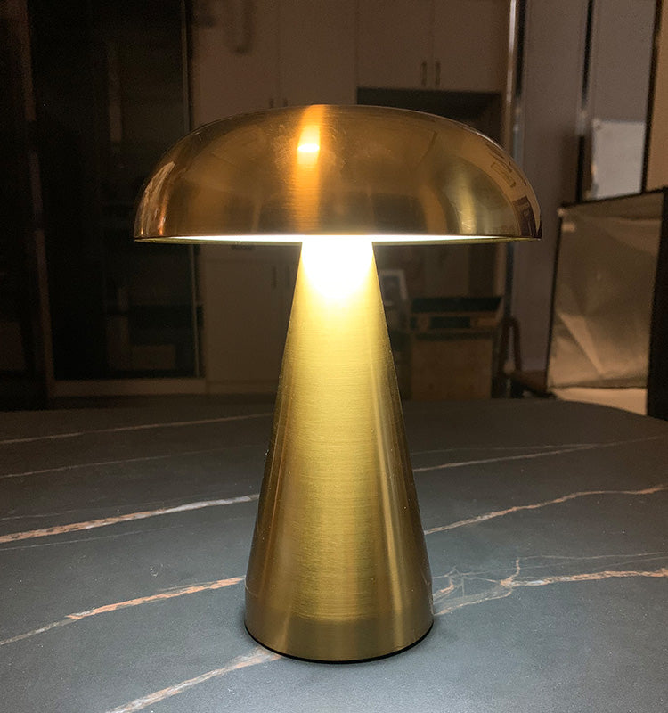 Wireless Modern Mushroom Accent Table Lamp Minimalist Metal Rechargeable Desk Lamp Bedside Table Light for Bedroom Living Room Office Restaurant